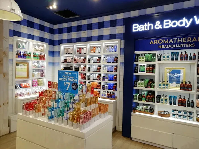 Bath & Body Works 3