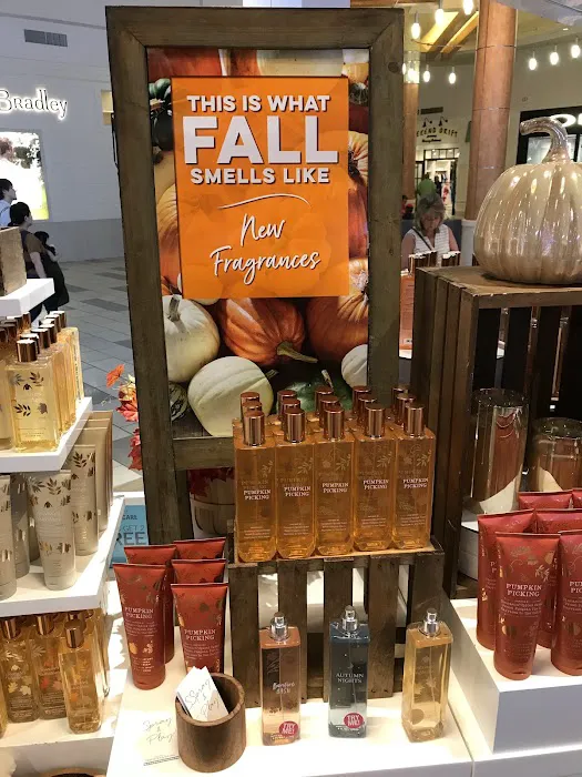 Bath & Body Works 4