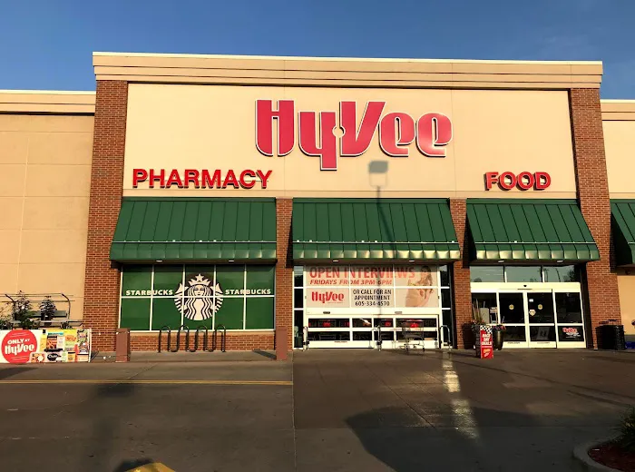 Hy-Vee Grocery Store 4