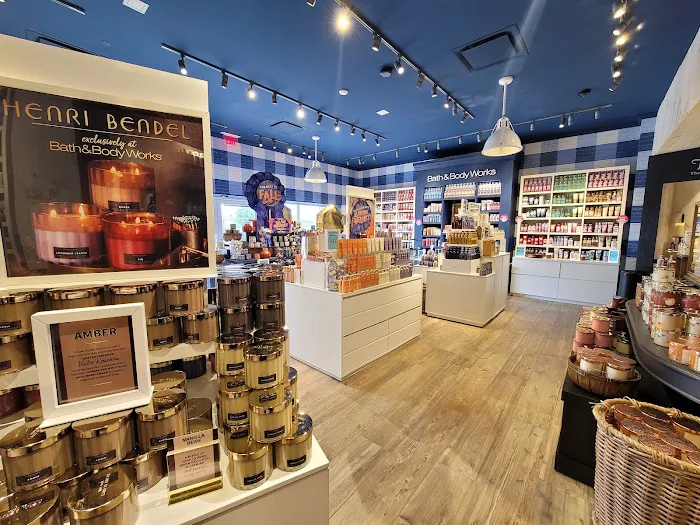 Bath & Body Works 4