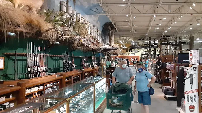 Bass Pro Shops 3