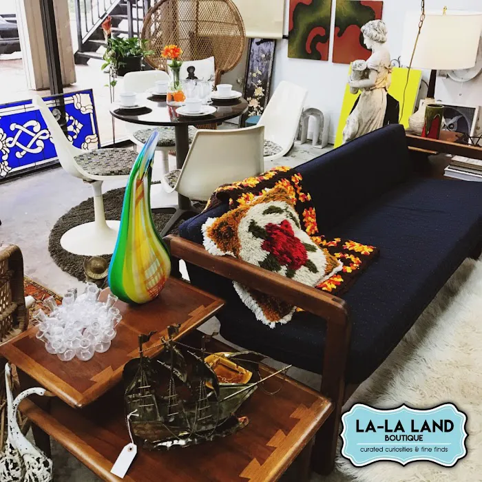 La-La Land Boutique 2