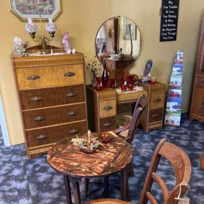 Vintage Antiques