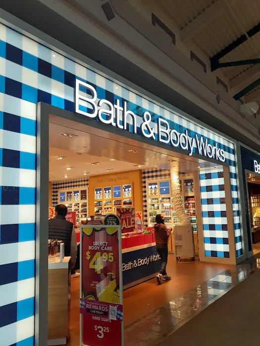 Bath & Body Works 1