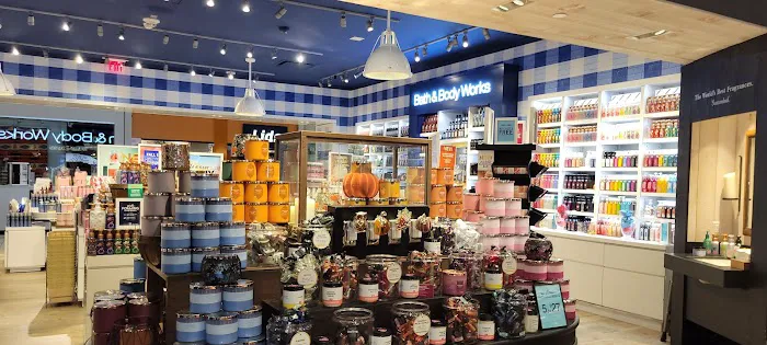 Bath & Body Works 4