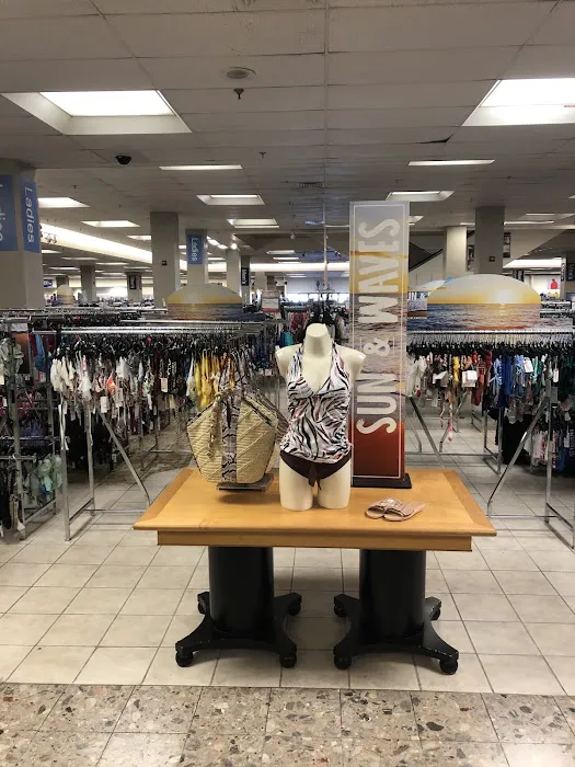 Dillard's Clearance Center 5