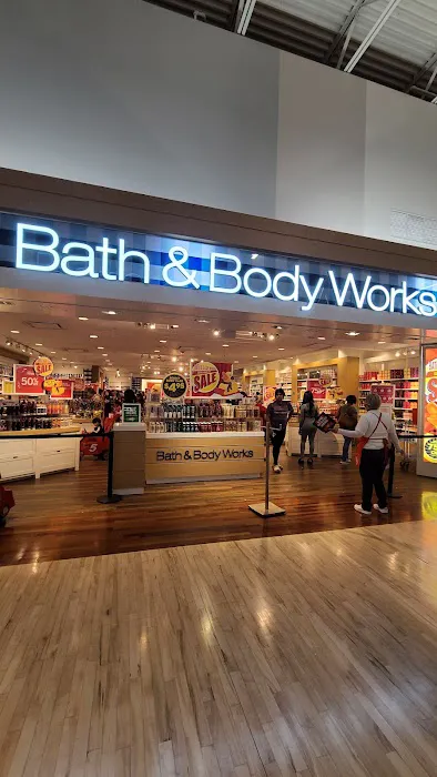 Bath & Body Works 4