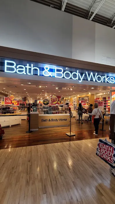 Bath & Body Works 2