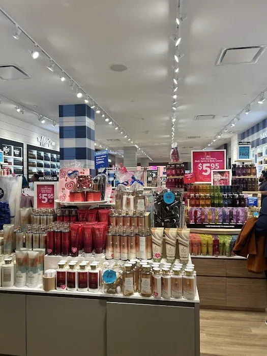 Bath & Body Works 0