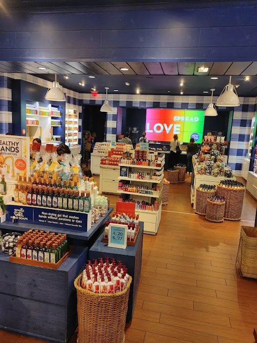 Bath & Body Works 3