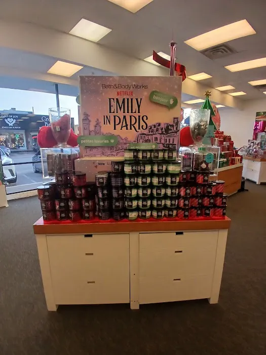 Bath & Body Works 4