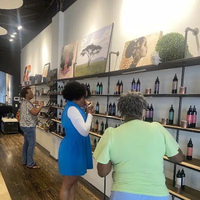 Black Phlox Candle Company