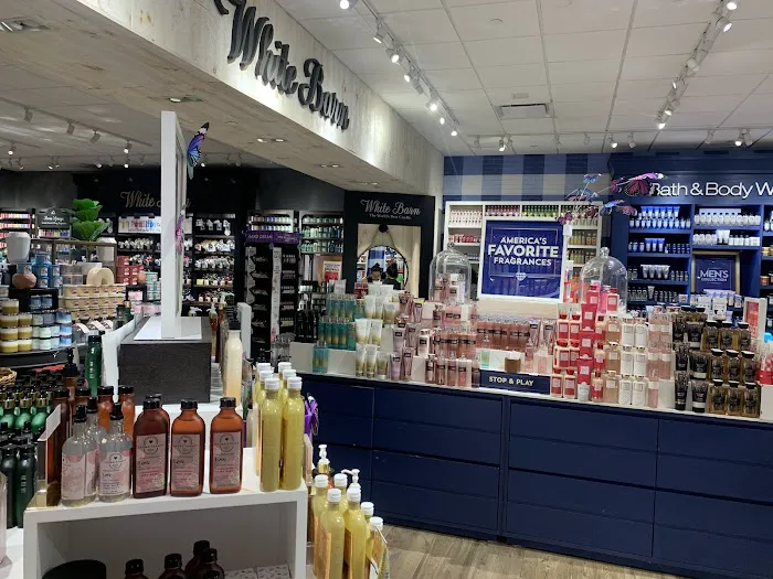 Bath & Body Works 4