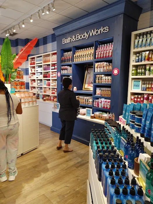 Bath & Body Works 6