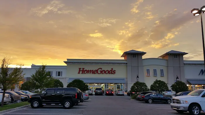 Marshalls & HomeGoods 7