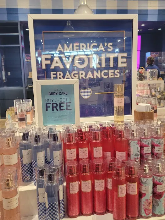 Bath & Body Works 4