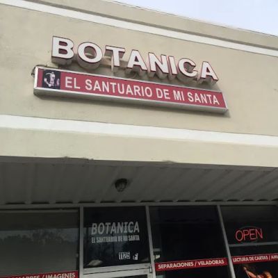 Botanica El Santuario De Mi Santa