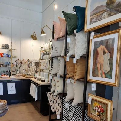 The Bungalow Market