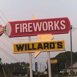 Willard's Fireworks ico