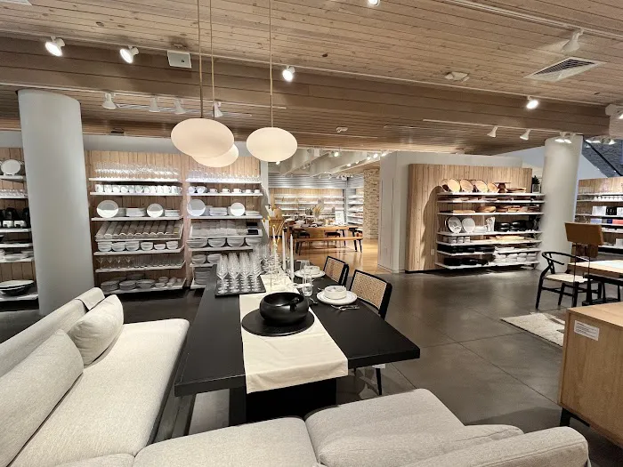 Crate & Barrel 5