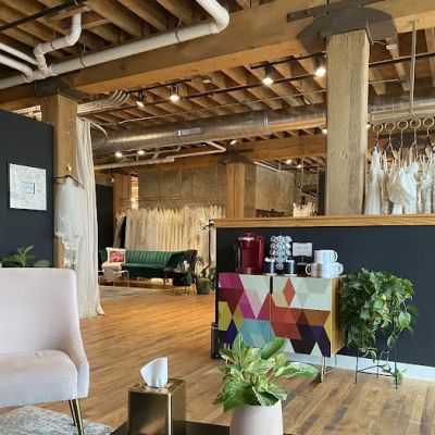 Strike Bridal Bar