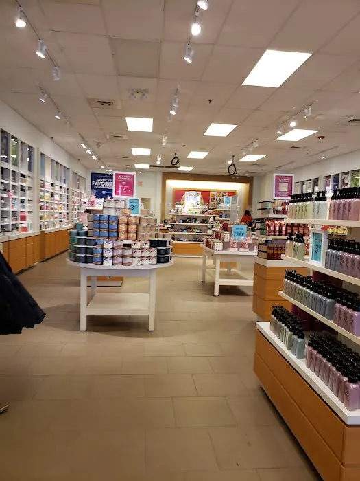 Bath & Body Works 4