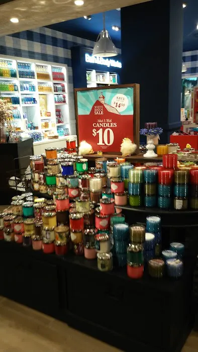 Bath & Body Works 4