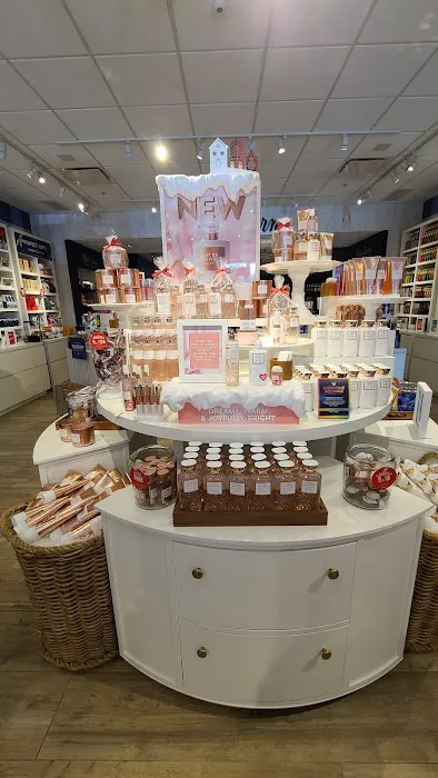 Bath & Body Works 2