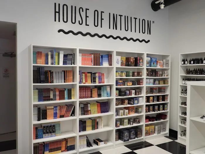 House of Intuition Miami - Midtown 1