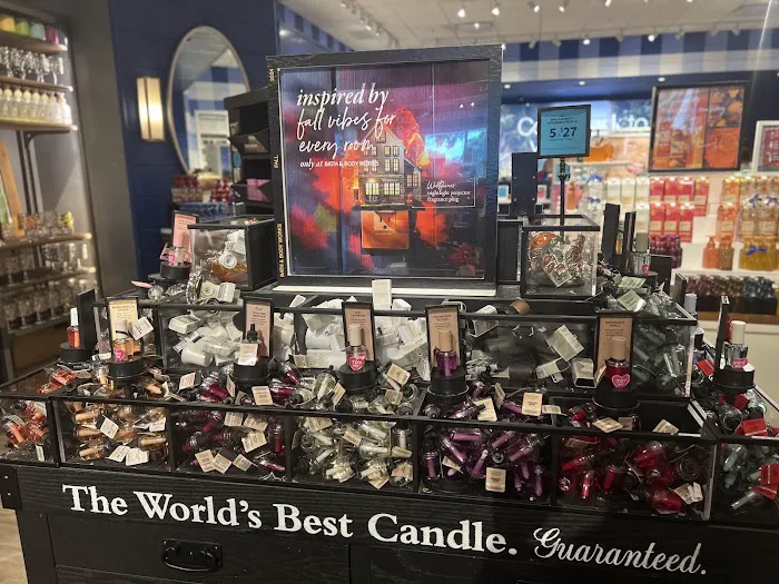 Bath & Body Works 1