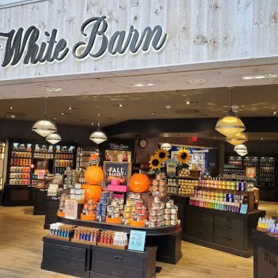 The White Barn Candle Co.