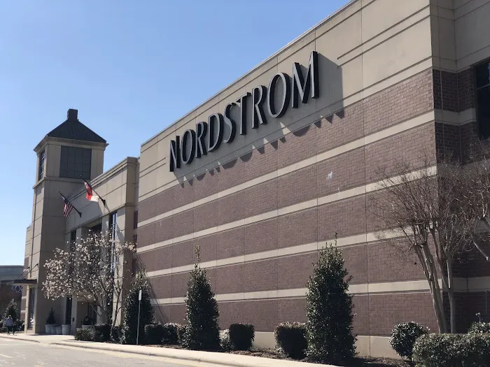 Nordstrom The Streets at Southpoint 5