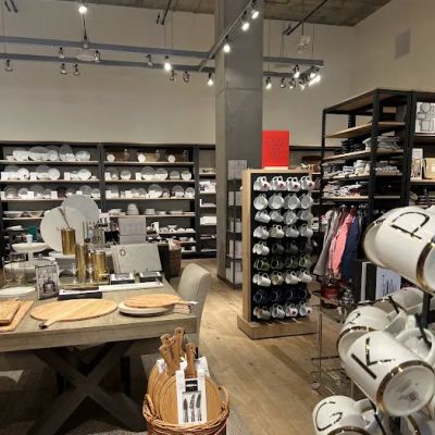Williams-Sonoma