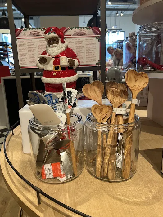 Williams-Sonoma 5