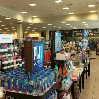 Barnes & Noble