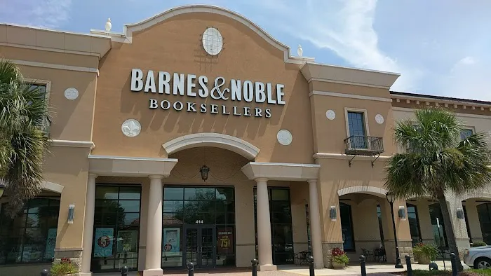 Barnes & Noble 1