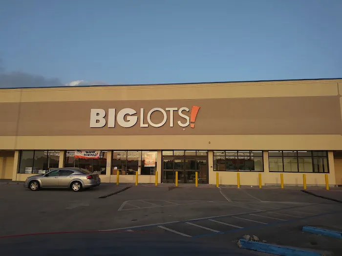 Big Lots 9