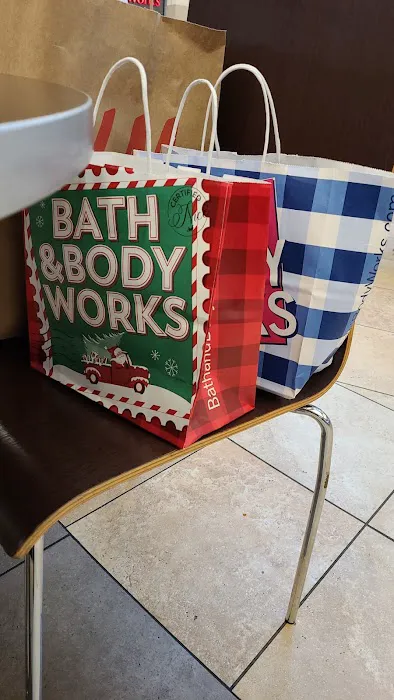 Bath & Body Works 1