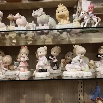 Amy's Hallmark Shop