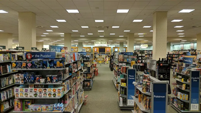 Barnes & Noble 7