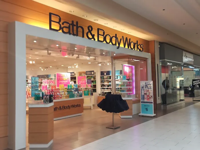 Bath & Body Works 1