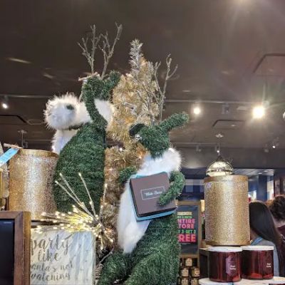Bath & Body Works