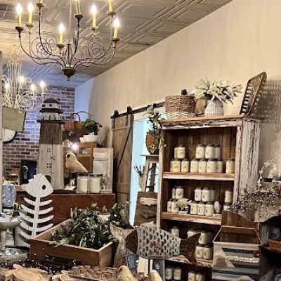 The Maple Tree Gift Shop and Bloom Studio