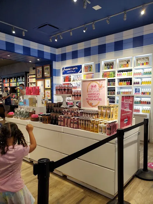 Bath & Body Works 2