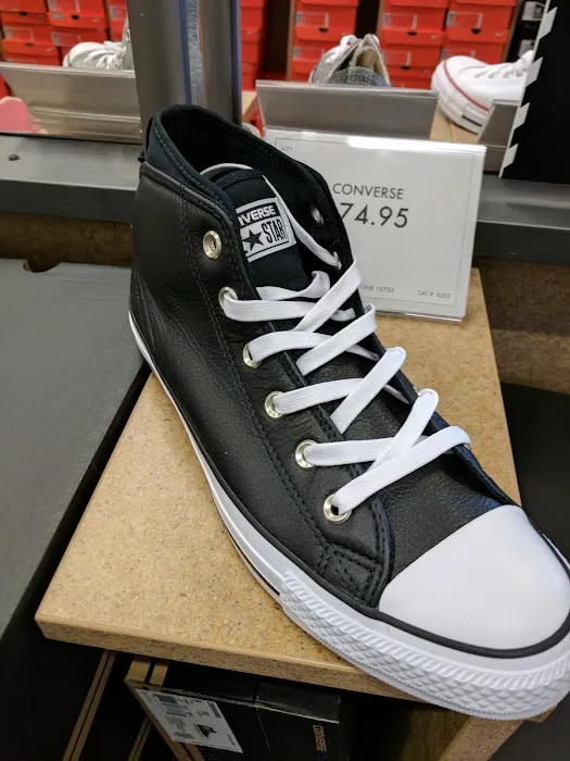 DSW Designer Shoe Warehouse 4