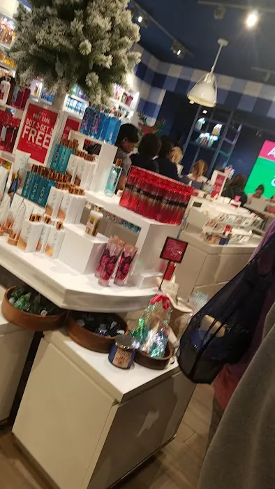 Bath & Body Works 2