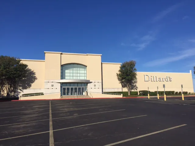 Dillard's 9