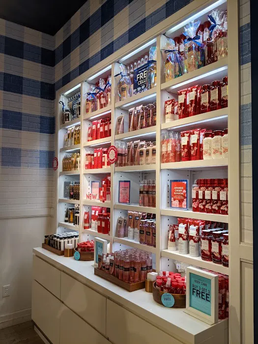 Bath & Body Works 4