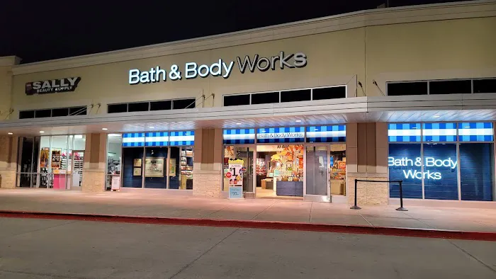 Bath & Body Works 1