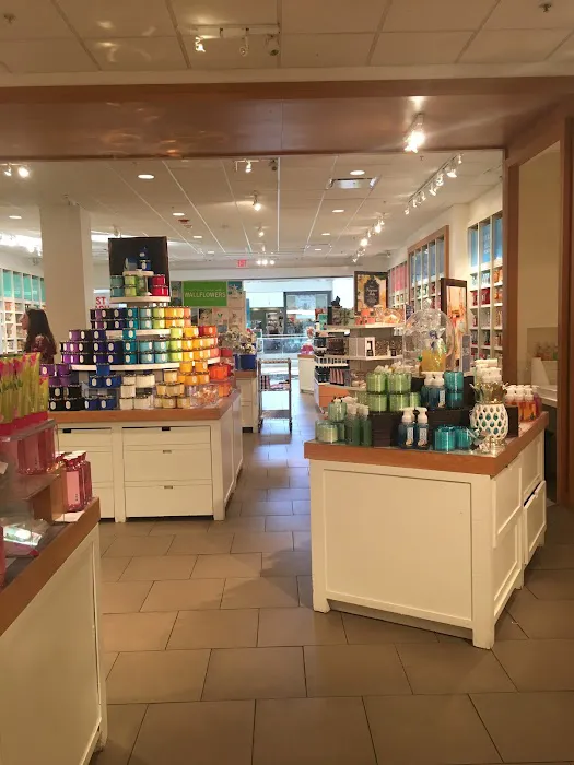 Bath & Body Works 2